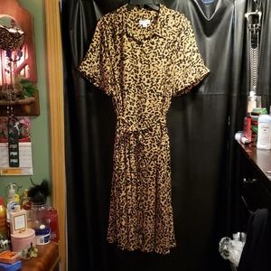 LEOPARD-PRINT DRESS